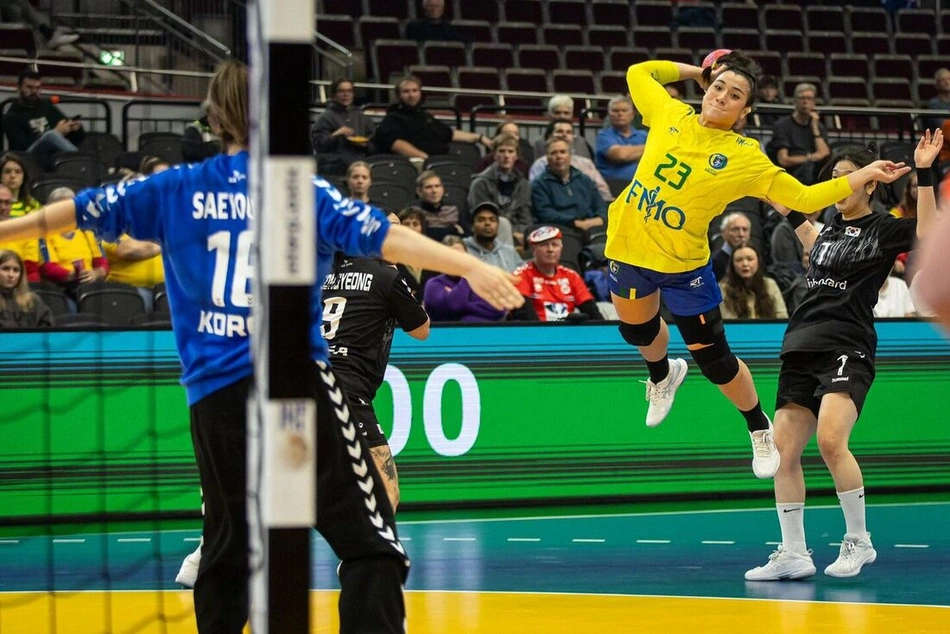 Brasil vence Coreia do Sul e mira quartas de final do Mundial Feminino de Handebol