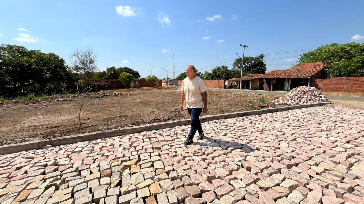 Calçamento em Jardim do Mulato