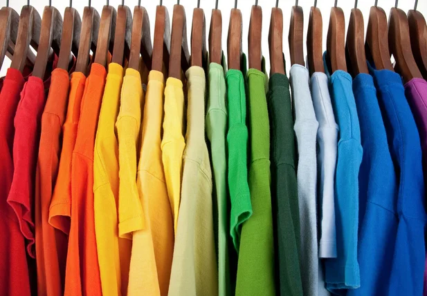 Camisas coloridas