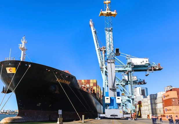 Cargas no Porto de Itajaí