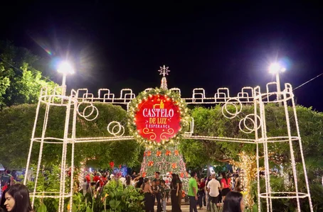 Castelo de Luz e Esperança reúne famílias e marca abertura do Natal em Castelo do Piauí