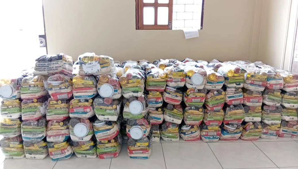 Cestas básicas doadas
