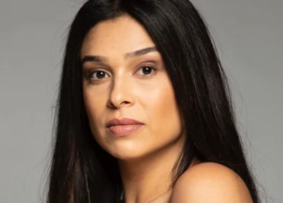 Dentista Larissa Bressan