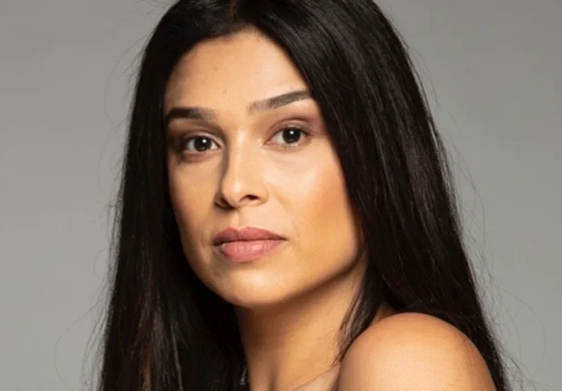 Dentista Larissa Bressan