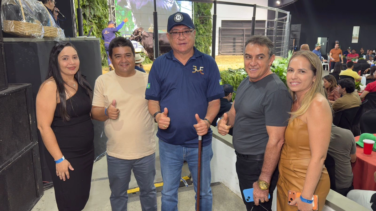 Deputado João Mádison celebra resultado do Leilão Premium Piauí na Expoapi 2025