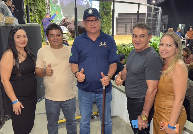 Deputado João Mádison celebra resultado do Leilão Premium Piauí na Expoapi 2025