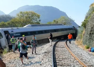 Descarrilamento de trem interoceânico no México deixa 13 mortos