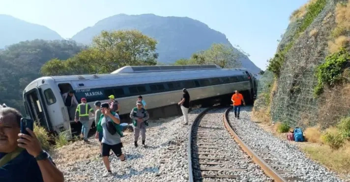 Descarrilamento de trem interoceânico no México deixa 13 mortos