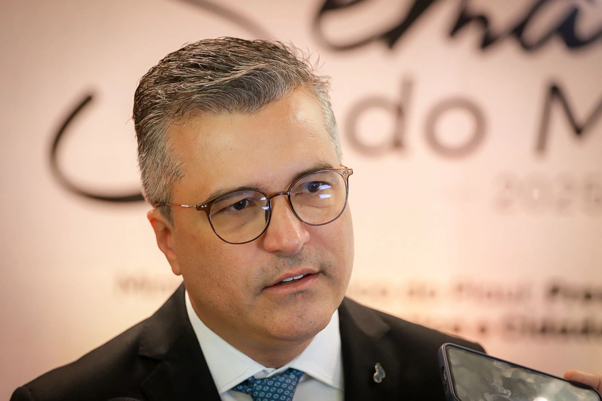 Dr. Vinicius Nascimento