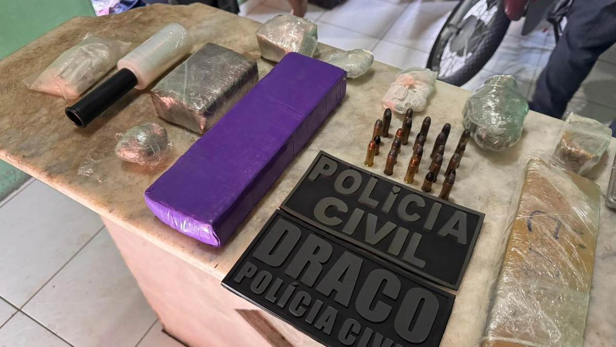 Drogas apreendidas durante a operação