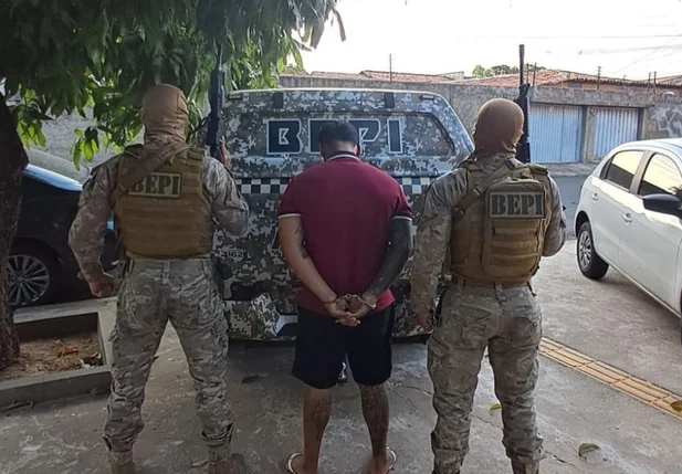 Ele foi preso acusado de tráfico de drogas