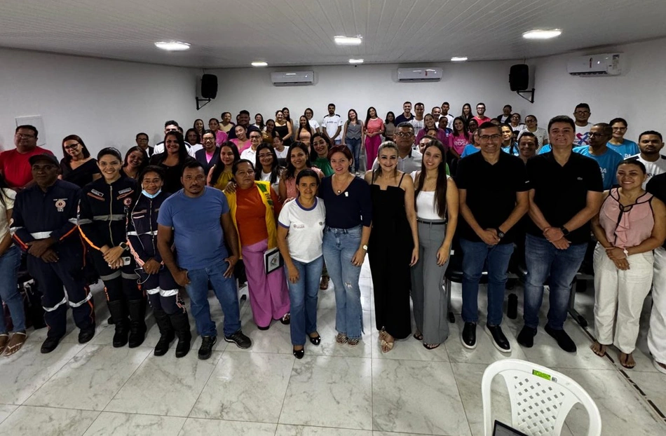 Encontro qualifica profissionais que atuam no atendimento à saúde mental em Uruçuí