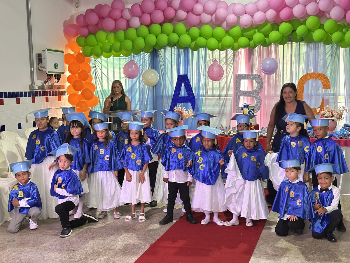 Formaturas do ABC nas escolas Padre Pequeno e Escola da Paz