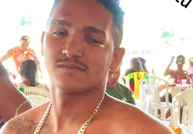 Francisco Pereira dos Santos Júnior, de 22 anos,