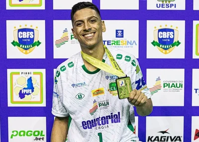 Goleiro Nicolas Oliveira