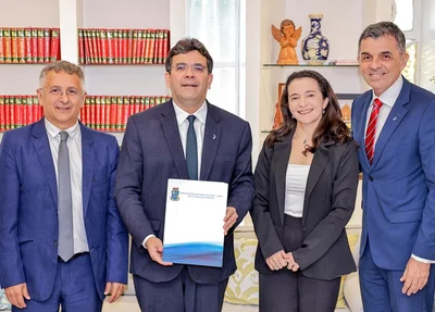 Governador Rafael Fonteles nomeia reitor eleito da Uespi