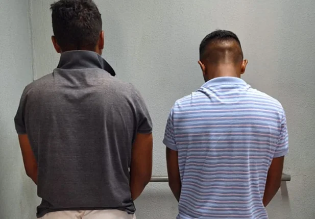 Investigados Izael Paiva da Silva e Davson Rodrigues do Nascimento