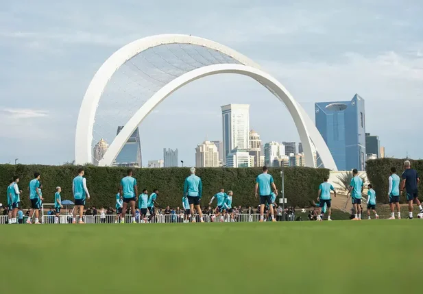 Jogadores do Flamengo em treino no Catar
