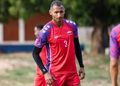 Leandro Amorim, zagueiro do Piaui