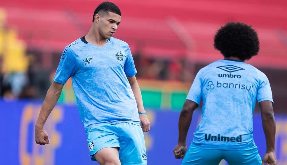 Luís Eduardo, zagueiro piauiense do Grêmio
