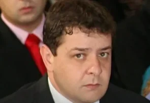 Fraudes no INSS: PF pede mais tempo para analisar provas contra Lulinha