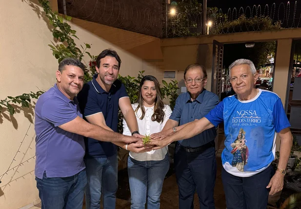 Marden Menezes recebe apoios