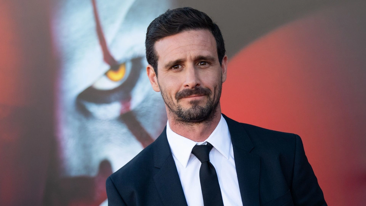 O ator James Finley Ransone III