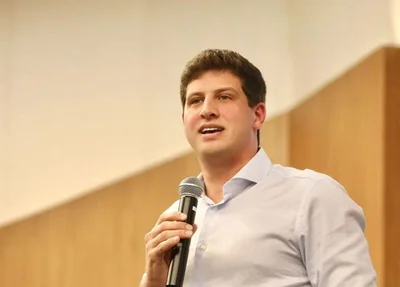O prefeito de Recife (PE), João Campos (PSB)