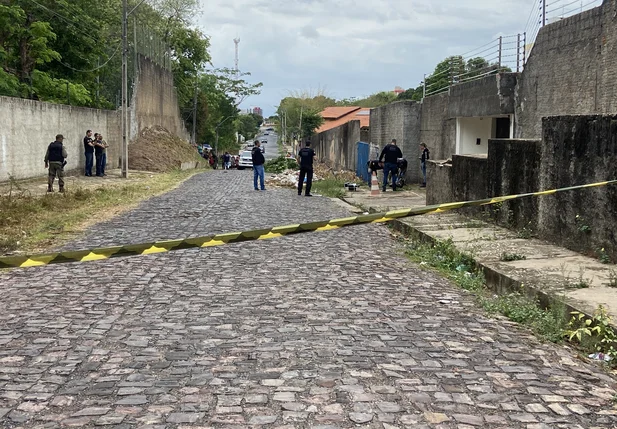 Polícia no local do crime