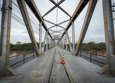 Ponte Metálica