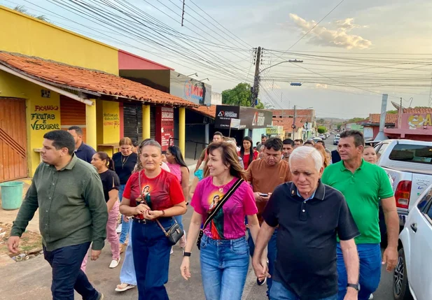 Prefeita Ivanária Sampaio prestigia encerramento dos festejos de Santa Luzia em Luzilândia