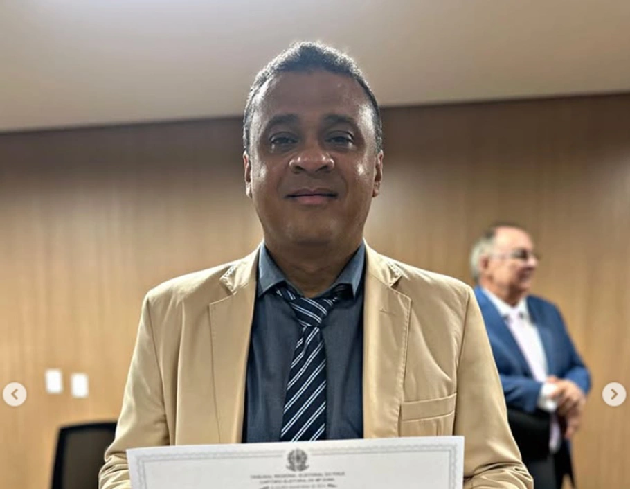 Prefeito Fabiano Lira