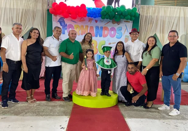 Prefeitura de São João do Arraial realiza solenidade de formatura do ABC