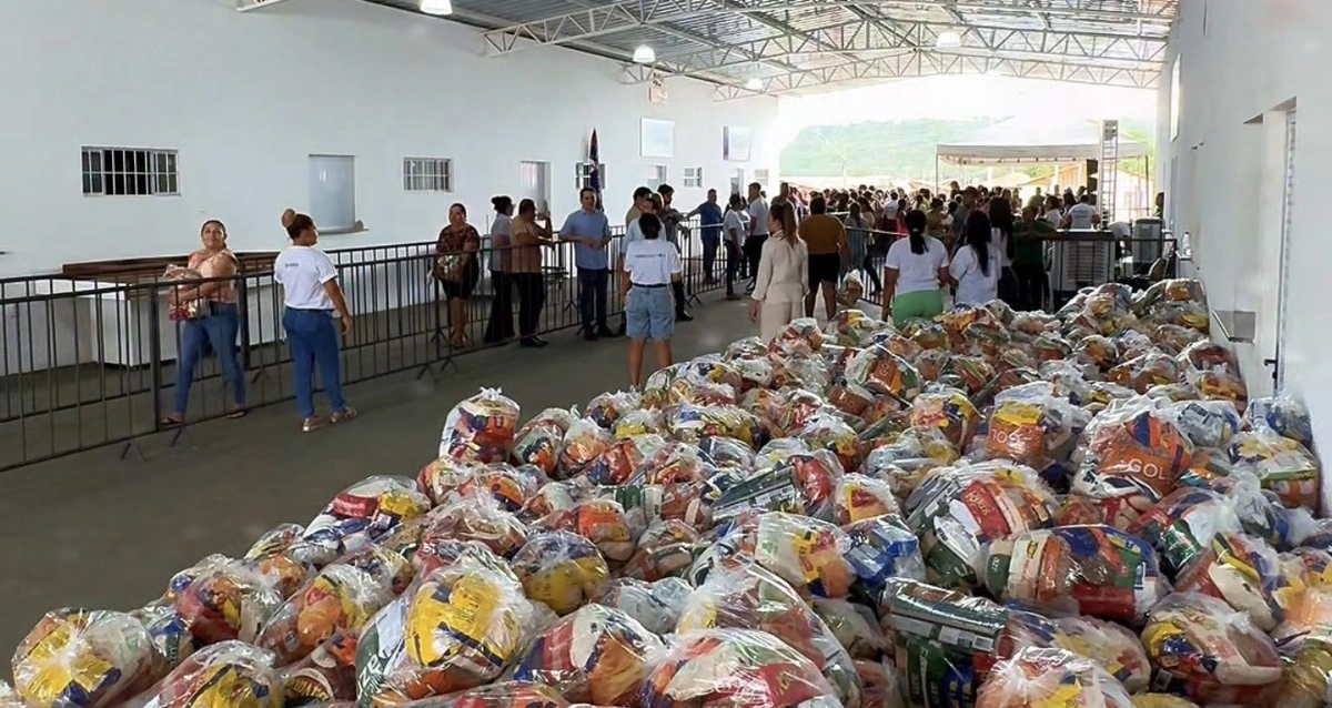 Prefeitura de Uruçuí conclui entrega de 4 mil cestas natalinas