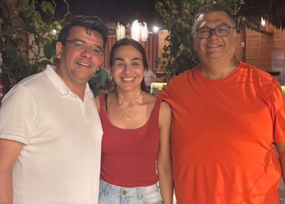Rafael Fonteles ao lado do ministro Flávio Dino e de sua esposa, Isabel Fonteles