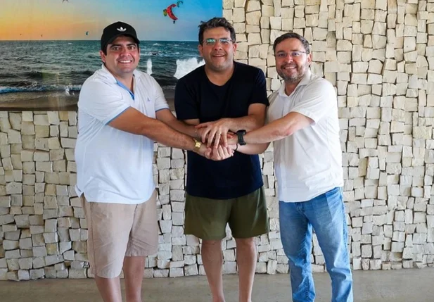 Reunião com o presidente Estadual do PT, Fábio Novo, e o prefeito Felipe Ribeiro (PT) define permanência do gestor na sigla