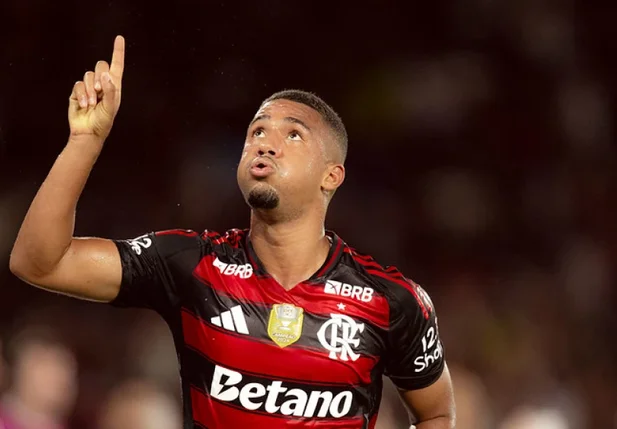 Samuel Lino marcou na vitória do Flamengo sobre o Ceará