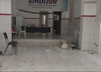 Sede do sindicato após arrombamento