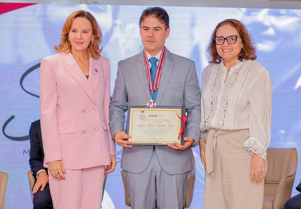 Severo Eulálio é homenageado pelo Ministério Público do Piauí com Medalha do Mérito Darcy Fontenelle