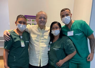 Silvio Mendes recebe alta após seis dias internado