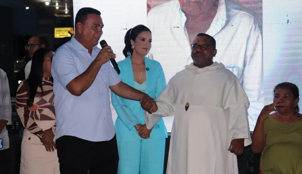 Solenidade de entrega da Praça