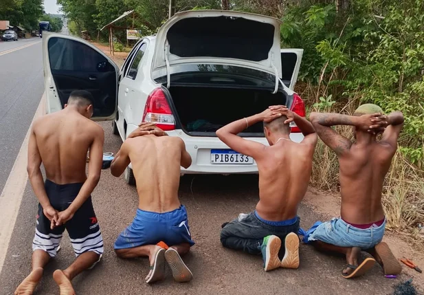 Suspeitos de praticarem roubos e furtos presos