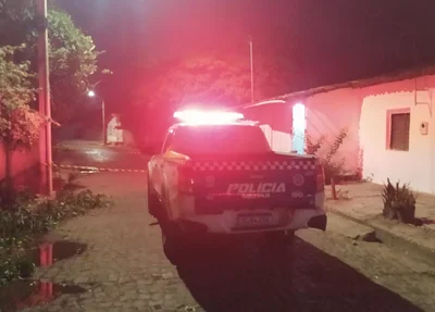 Viatura da PM no local do crime