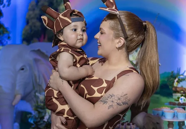 Viih Tube e filho de 1 ano