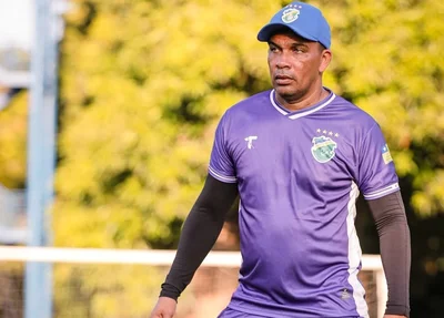 Zé Augusto, técnico do Altos