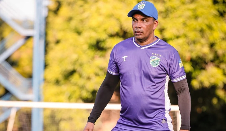 Zé Augusto, técnico do Altos