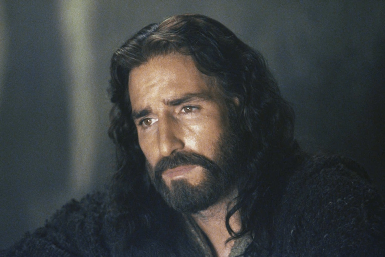 Ator Jim Caviezel interpretando Jesus em A Paixão de Cristo