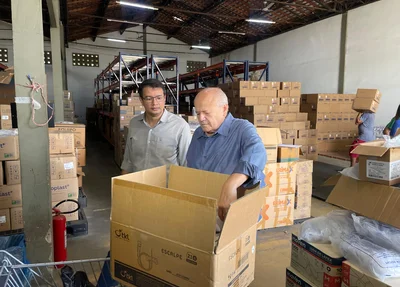 Caminhões carregados de insumos e medicamentos chegam para abastecimento da saúde em Teresina