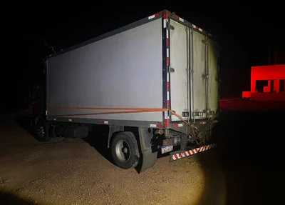 Carga de pescados estava sendo transportada no caminhão na PI 140