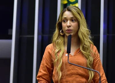 Deputada Erika Hilton